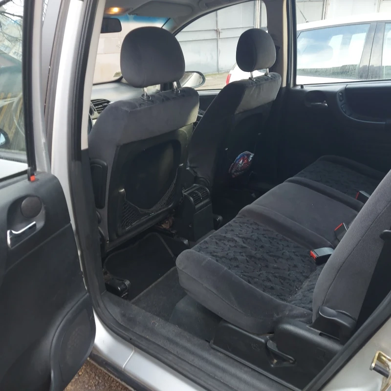 Opel Zafira 2.0 DTI , снимка 5 - Автомобили и джипове - 48602663