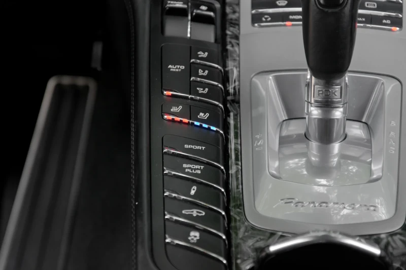 Porsche Panamera 4S/V8/SPORT-CHRONO/20, снимка 16 - Автомобили и джипове - 51312664