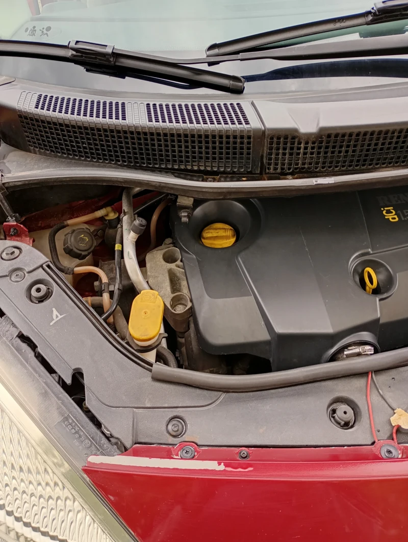 Renault Scenic 1.5dci, снимка 11 - Автомобили и джипове - 52148621