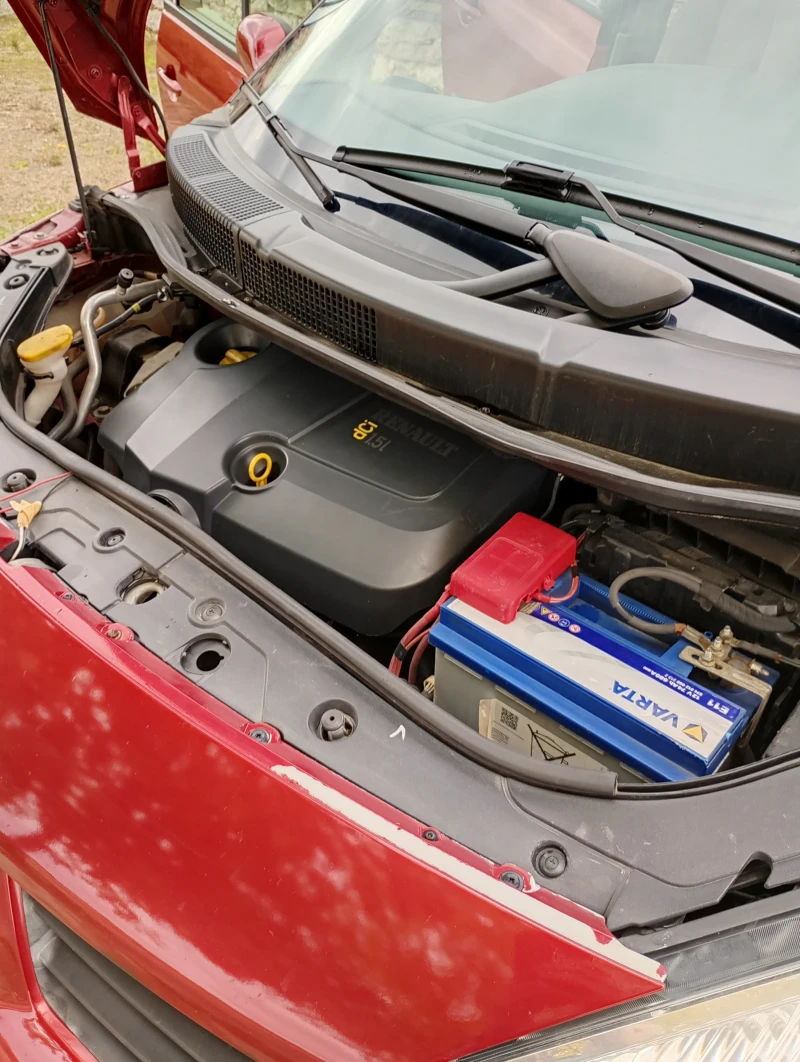 Renault Scenic 1.5dci, снимка 10 - Автомобили и джипове - 52148621