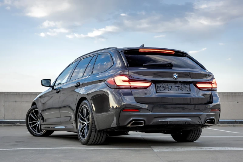 BMW 520 d xDrive Facelift M PACKET  Mild Hybrid  FULL, снимка 2 - Автомобили и джипове - 52798099