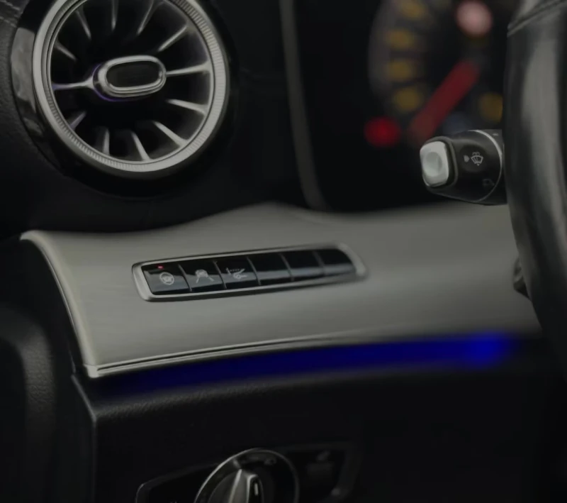 Mercedes-Benz CLS 400 d/4MATIC/AMG/HEAD-UP/340HP/DIGITAL/211D, снимка 12 - Автомобили и джипове - 52628564