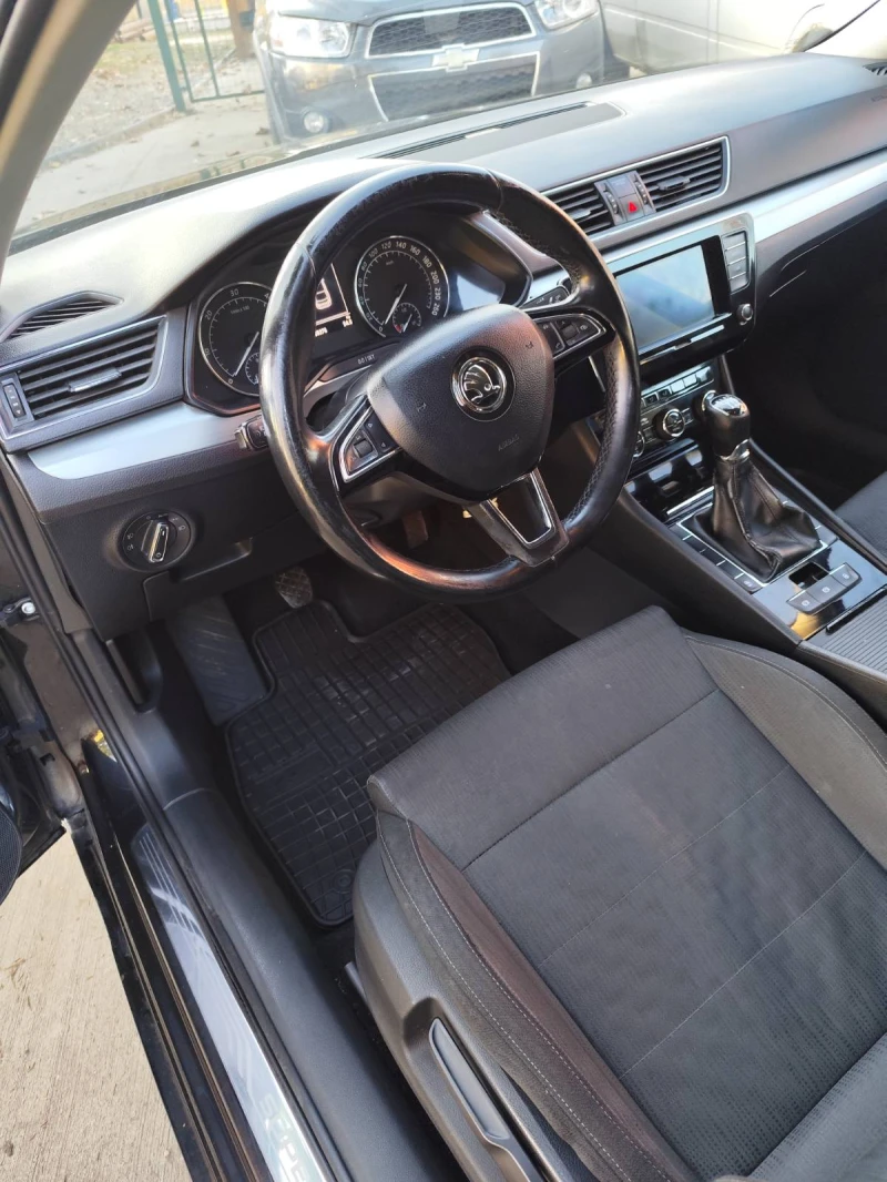Skoda Superb 2.0 ПРОМОЦИЯ, снимка 7 - Автомобили и джипове - 52753701