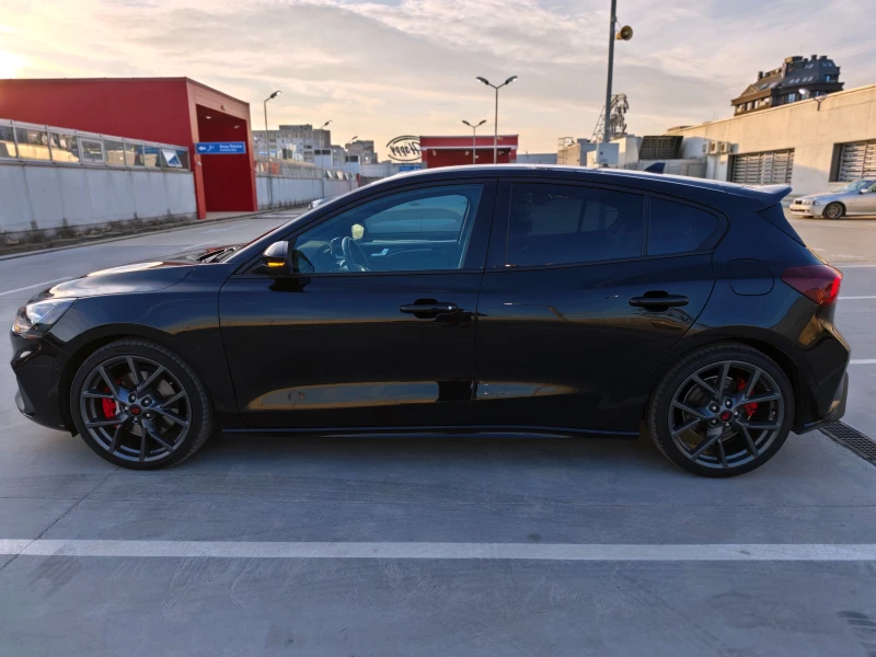 Ford Focus ST MK4 Performance, снимка 8 - Автомобили и джипове - 53054824