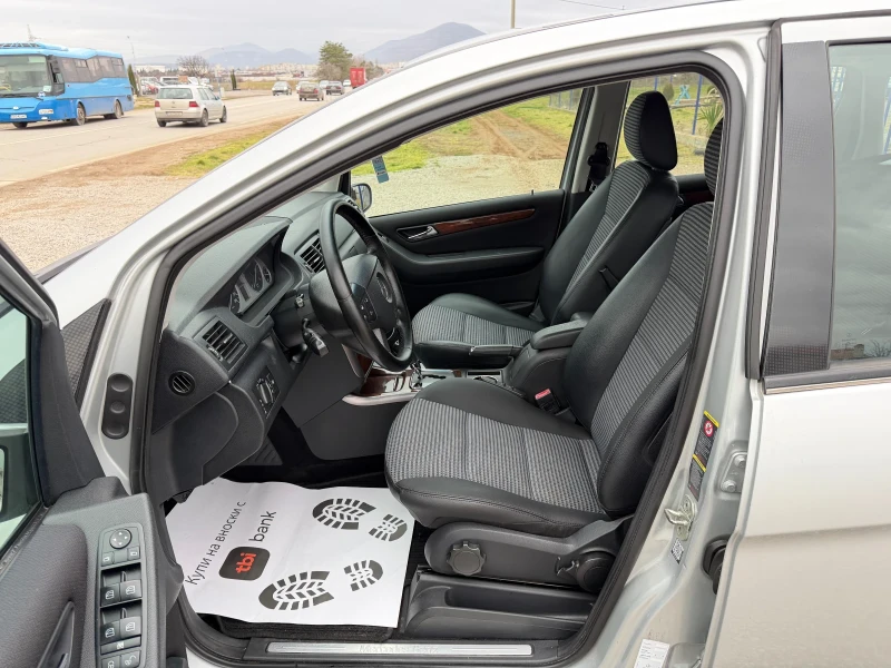 Mercedes-Benz B 200 2.0/АВТОМАТИК, снимка 9 - Автомобили и джипове - 53237397