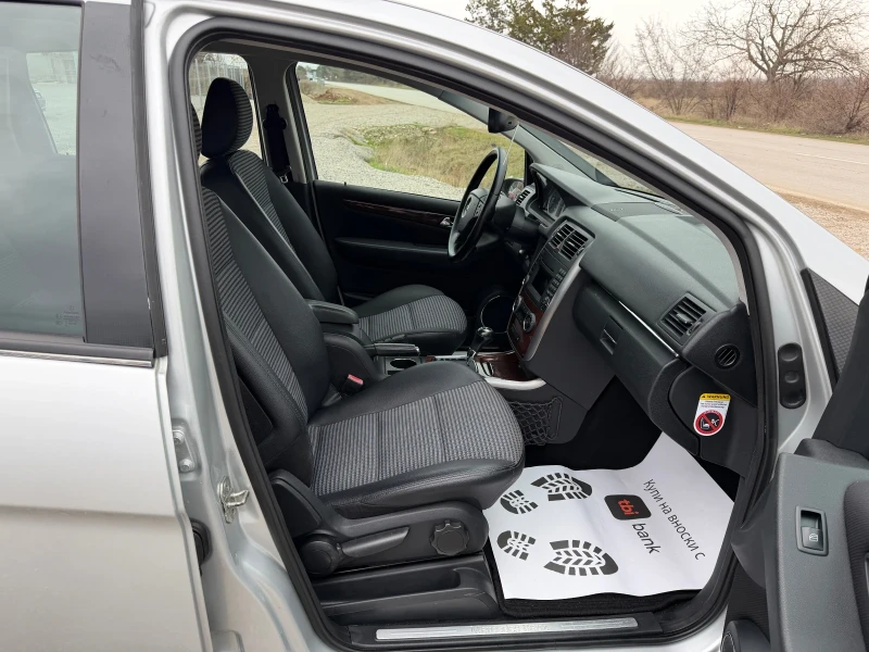 Mercedes-Benz B 200 2.0/АВТОМАТИК, снимка 13 - Автомобили и джипове - 53237397