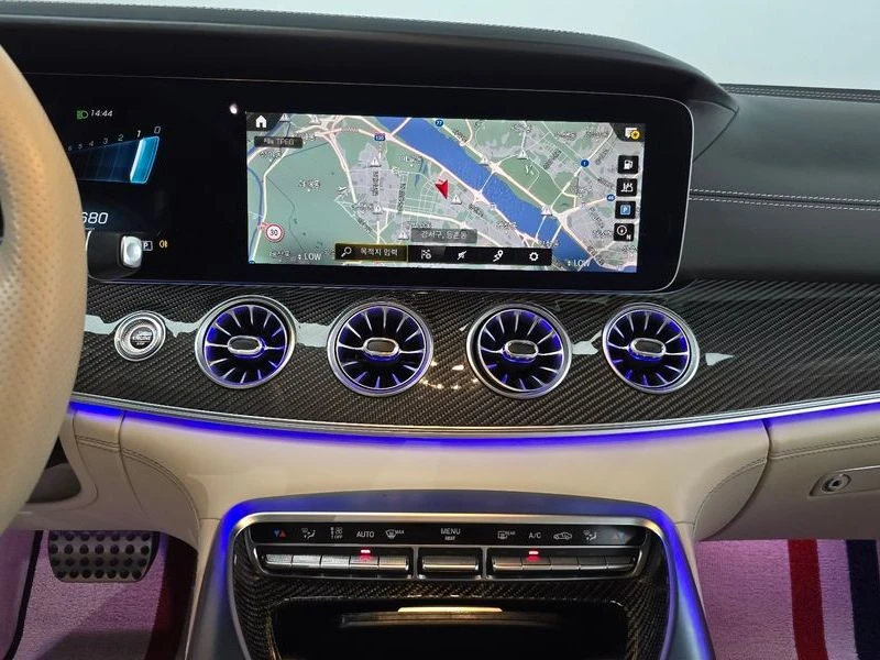 Mercedes-Benz AMG GT 4.0 177980 Automatic, снимка 12 - Автомобили и джипове - 55383064