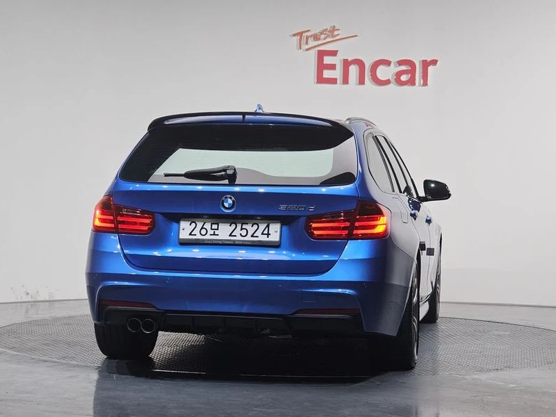BMW 320 320d Touring M Performence| 184к.с., снимка 4 - Автомобили и джипове - 56305681