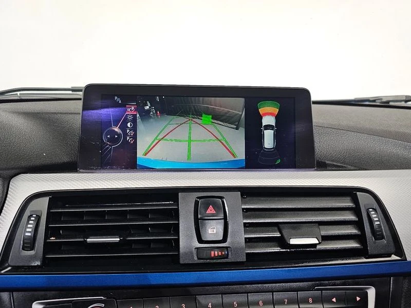 BMW 320 320d Touring M Performence| 184к.с., снимка 16 - Автомобили и джипове - 56305681