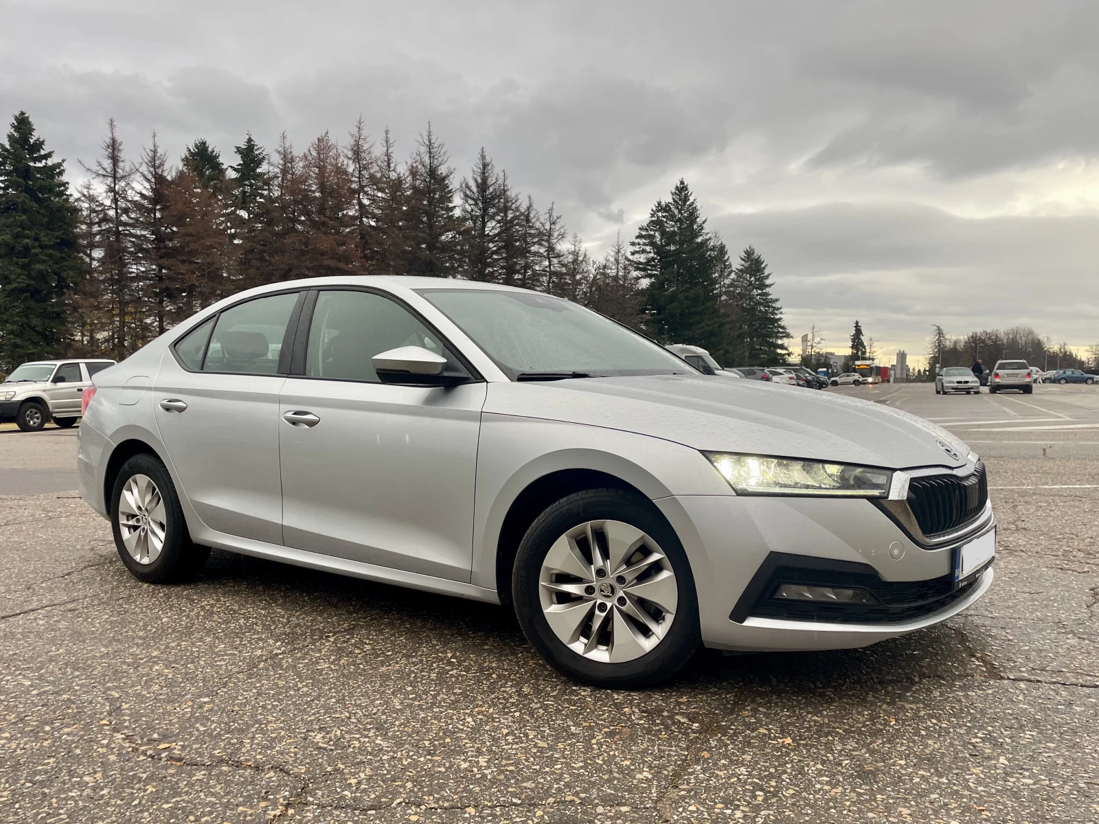 Skoda Octavia 1.5 TSI Лизинг: 190 евро/мес , снимка 1