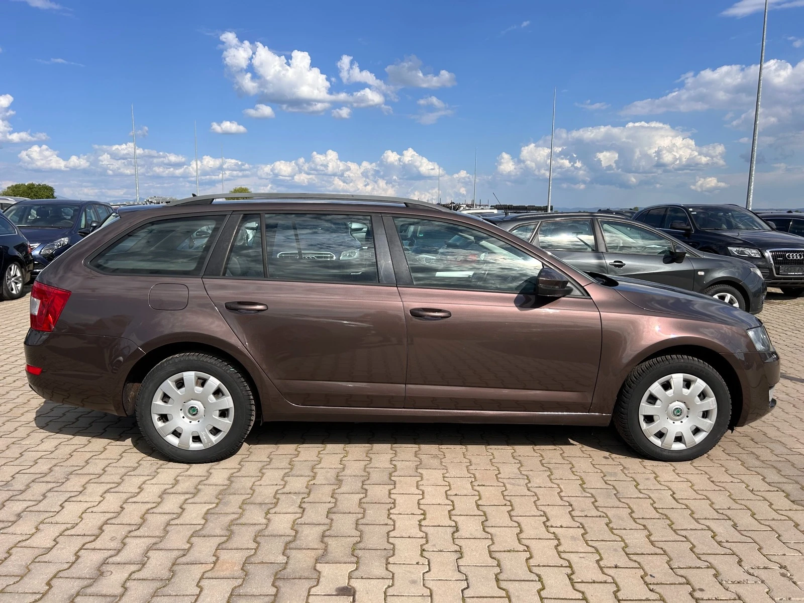 Skoda Octavia 2.0TDI 4X4 NAVI/KOJA EURO 5 ЛИЗИНГ - изображение 5