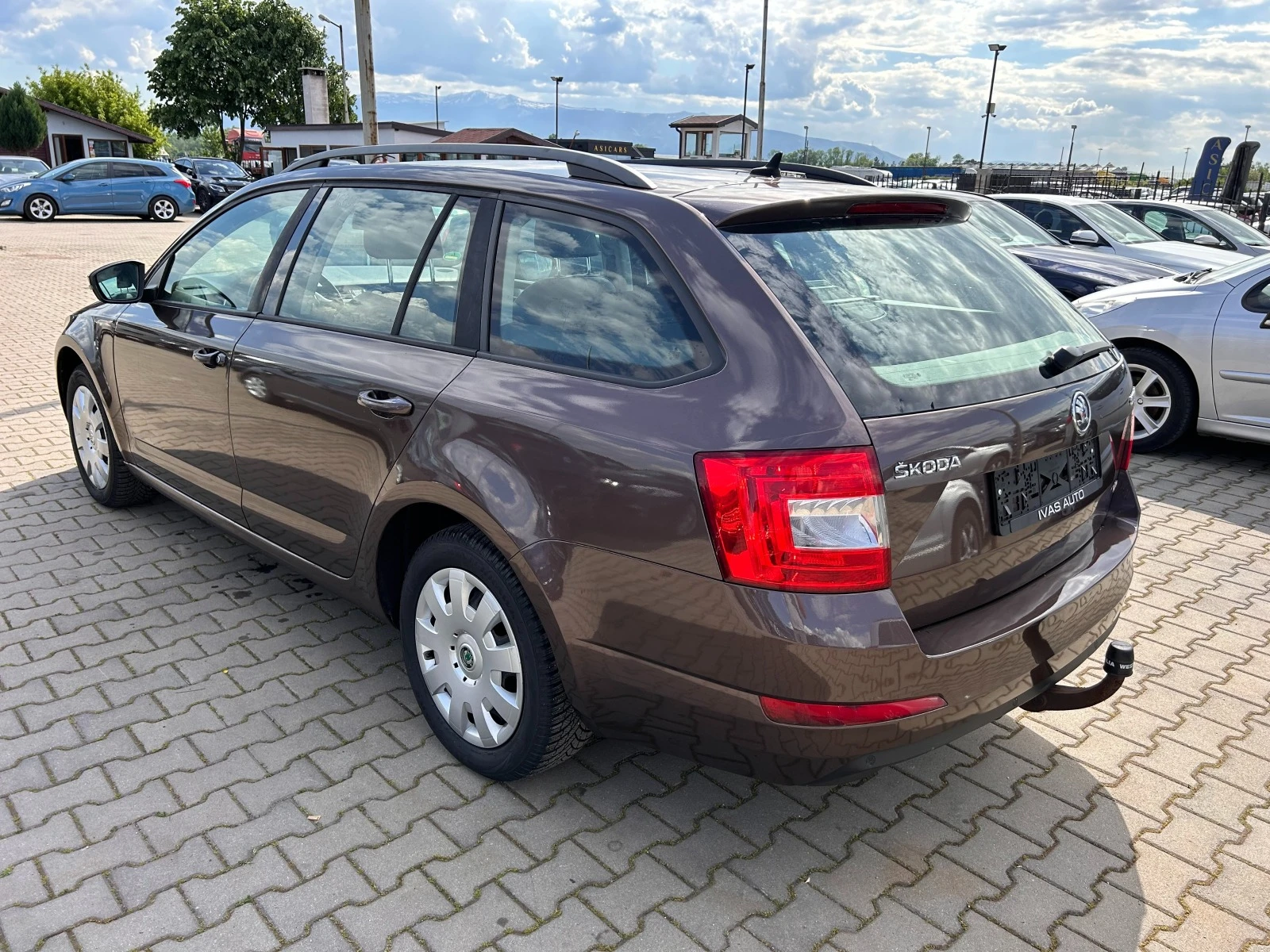 Skoda Octavia 2.0TDI 4X4 NAVI/KOJA EURO 5 ЛИЗИНГ - изображение 8