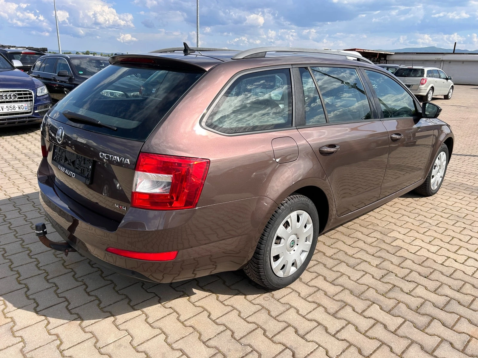 Skoda Octavia 2.0TDI 4X4 NAVI/KOJA EURO 5 ЛИЗИНГ - изображение 6