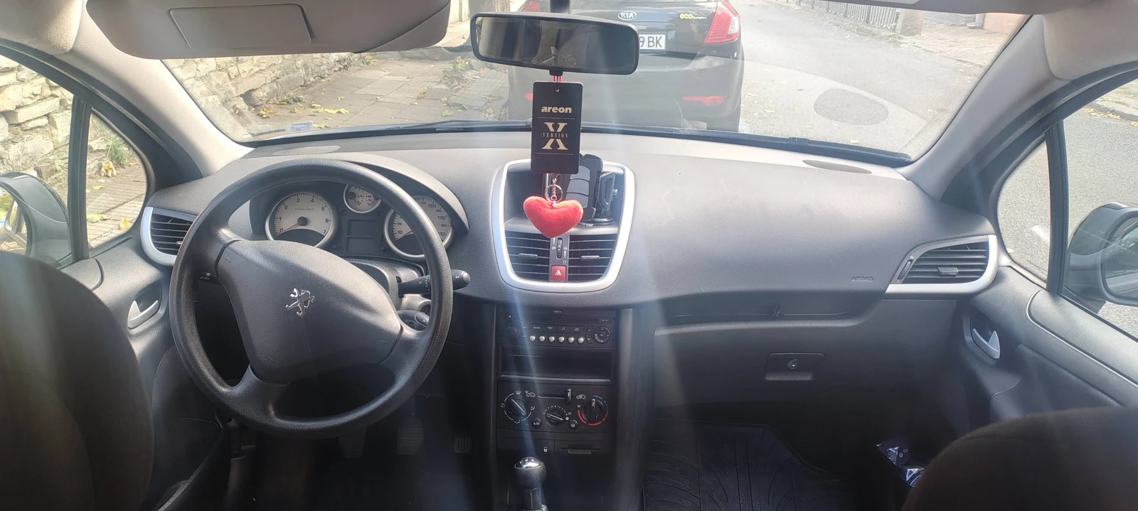 Peugeot 207 1.4 - изображение 5