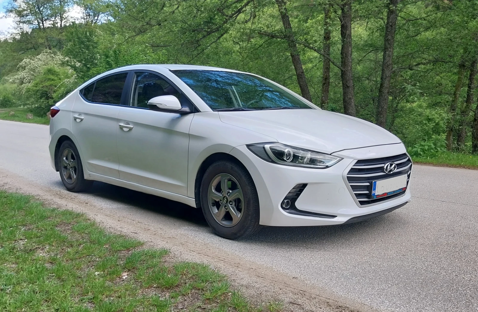 Hyundai Elantra Avante 1.6 LPI - изображение 3