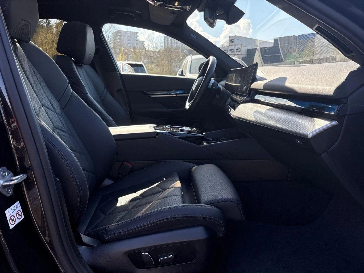 BMW 530 � PLUG-IN HYBRID M-SPORT PAKET HEAD UP PANO 360  | Mobile.bg � ����������� 11