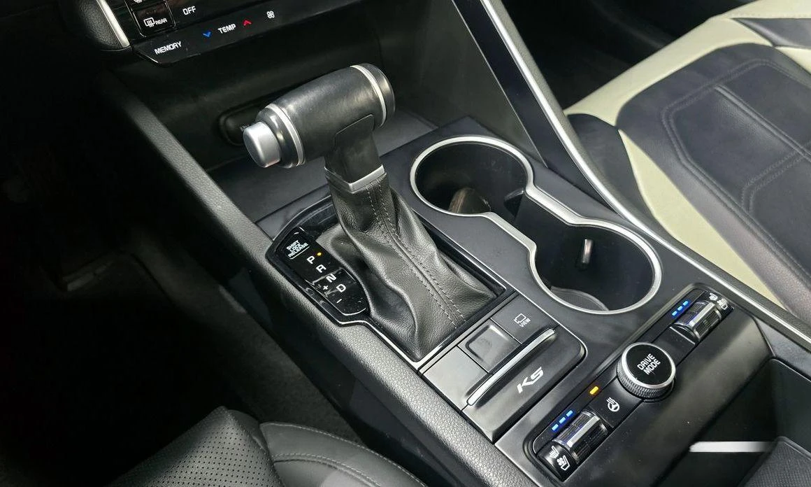 Kia K5 2.0 LPI Trandy * НАЙ-ДОБРА ЦЕНА В БЪЛГАРИЯ*  - изображение 9