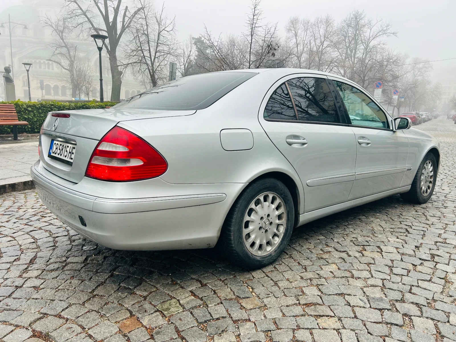 Mercedes-Benz E 200 E180 NGT  - изображение 5