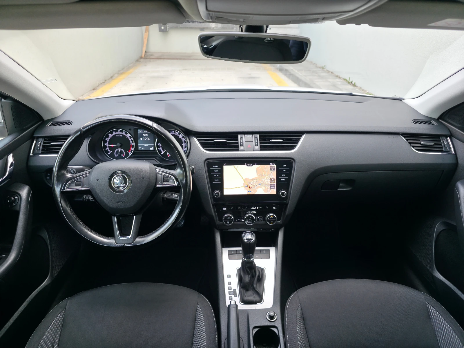 Skoda Octavia 2.0TDI 4x4 150ps DSG, снимка 9 - Автомобили и джипове - 54229489