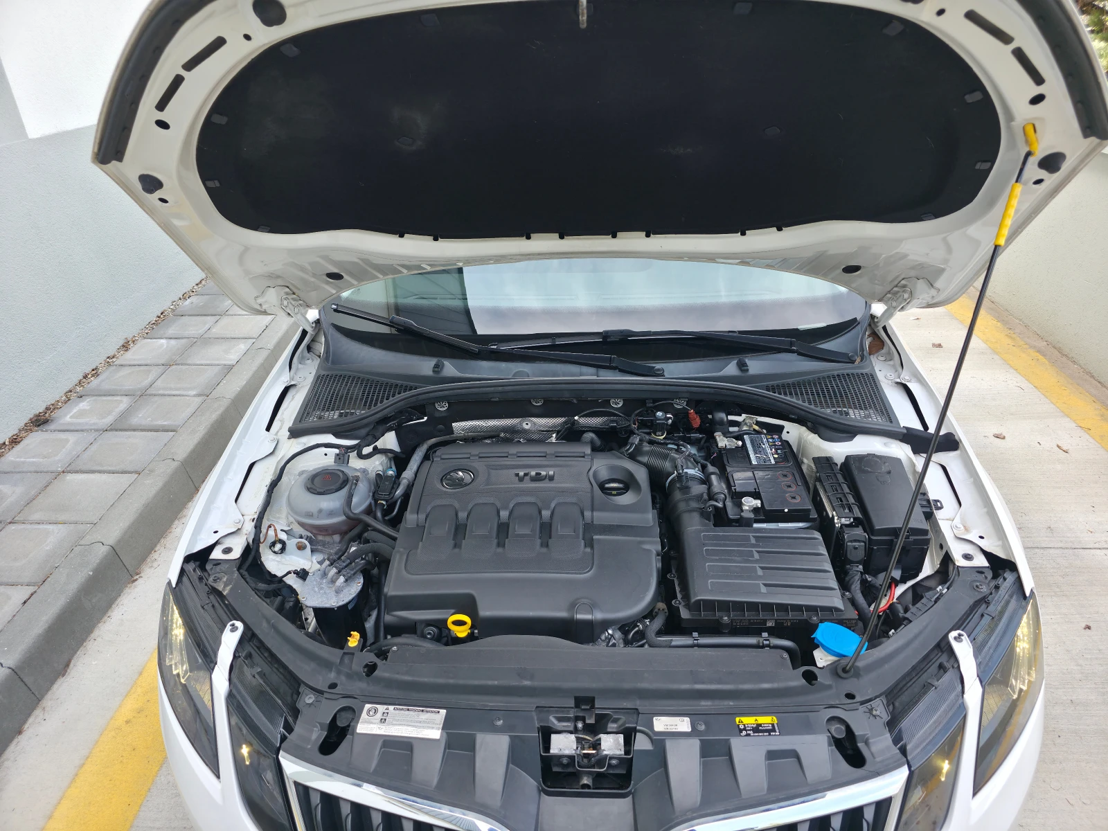 Skoda Octavia 2.0TDI 4x4 150ps DSG, снимка 16 - Автомобили и джипове - 54229489