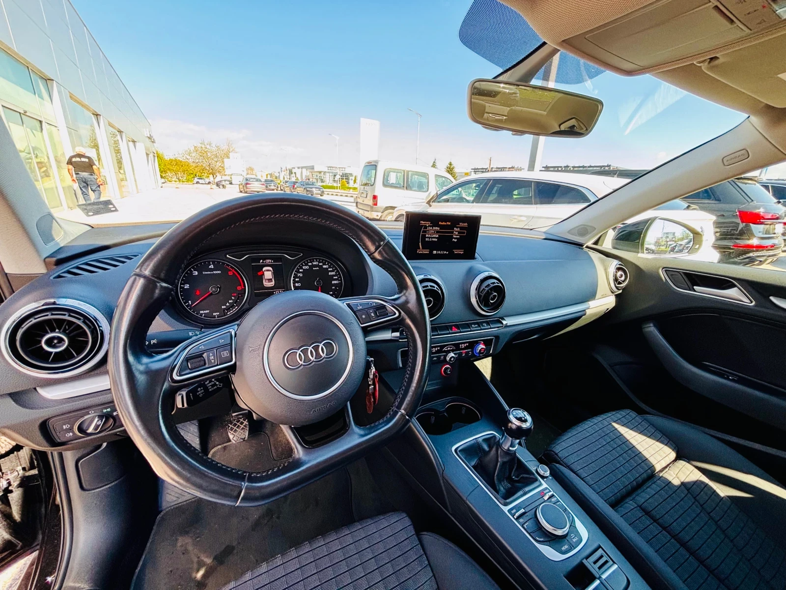 Audi A3 1.6 TDI Sport, снимка 5 - Автомобили и джипове - 54259821