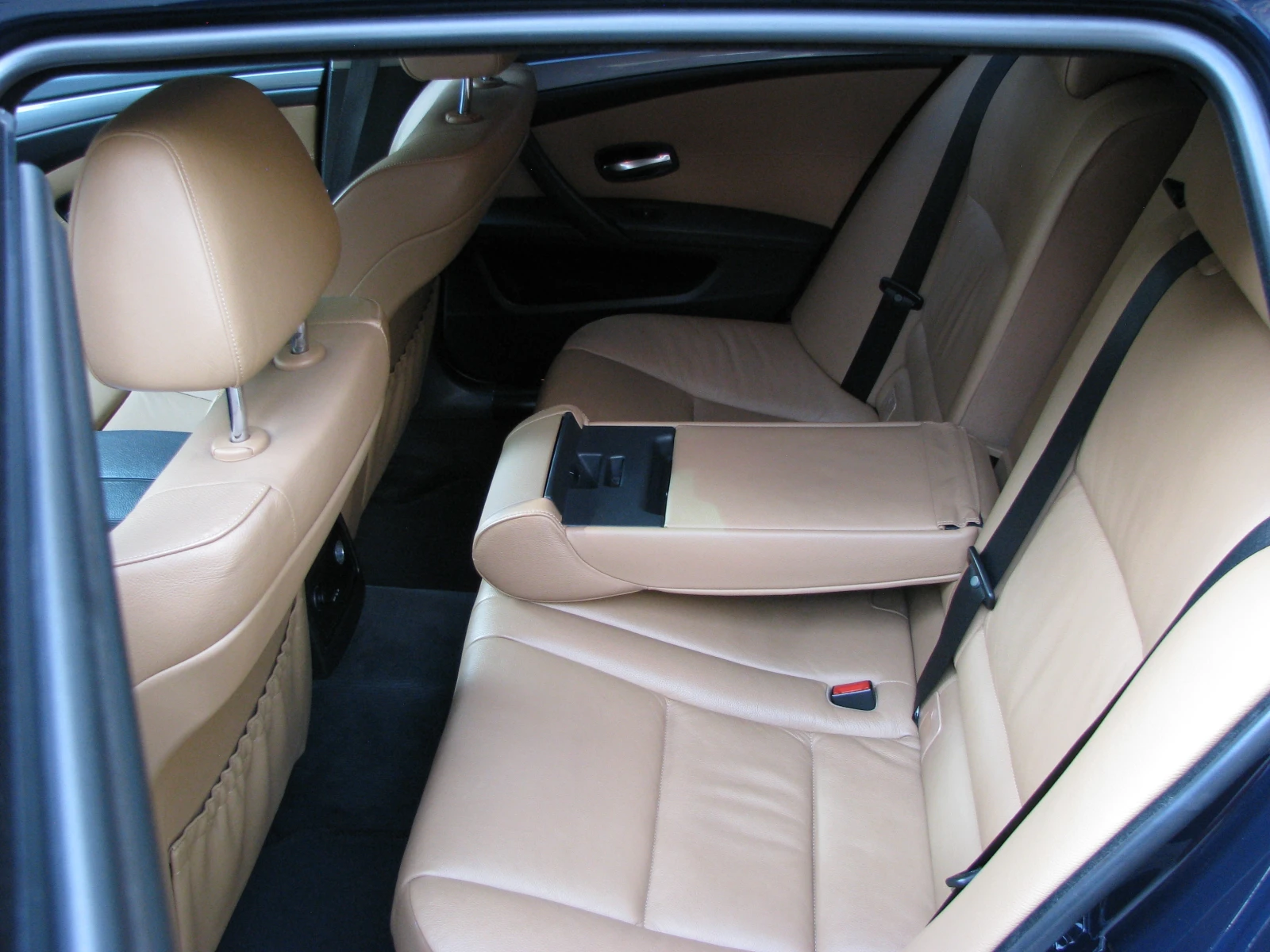 BMW 525 Е 61, снимка 14 - Автомобили и джипове - 54421073