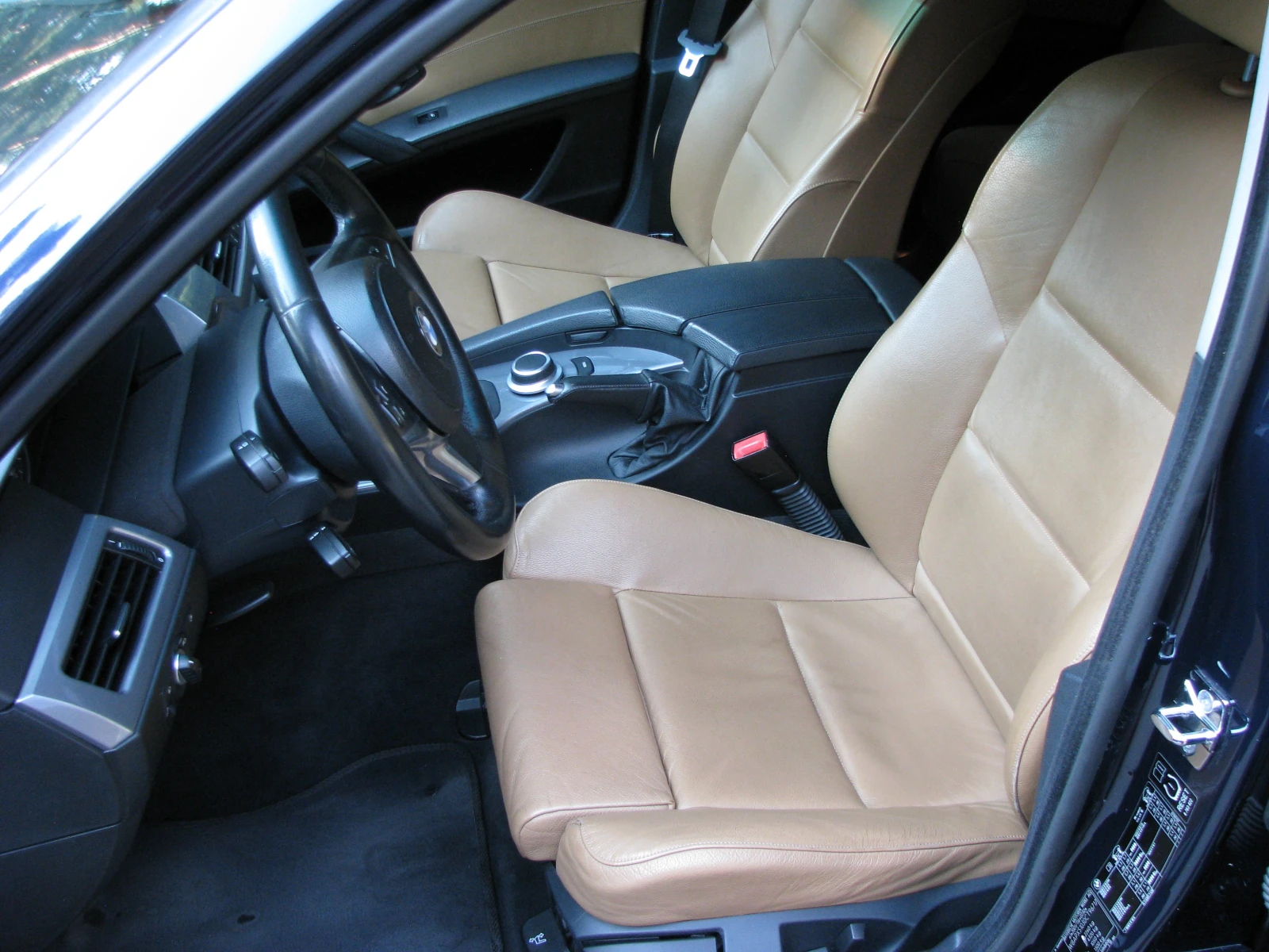 BMW 525 Е 61, снимка 13 - Автомобили и джипове - 54421073