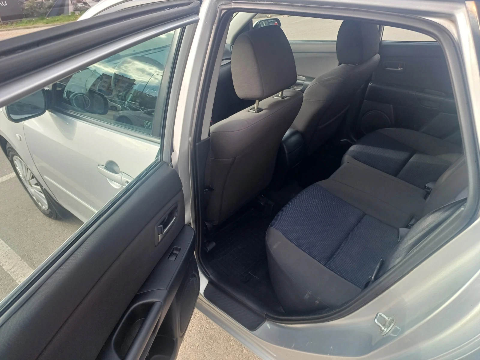 Mazda 3 1.6 газов инжекцион, снимка 14 - Автомобили и джипове - 54511884