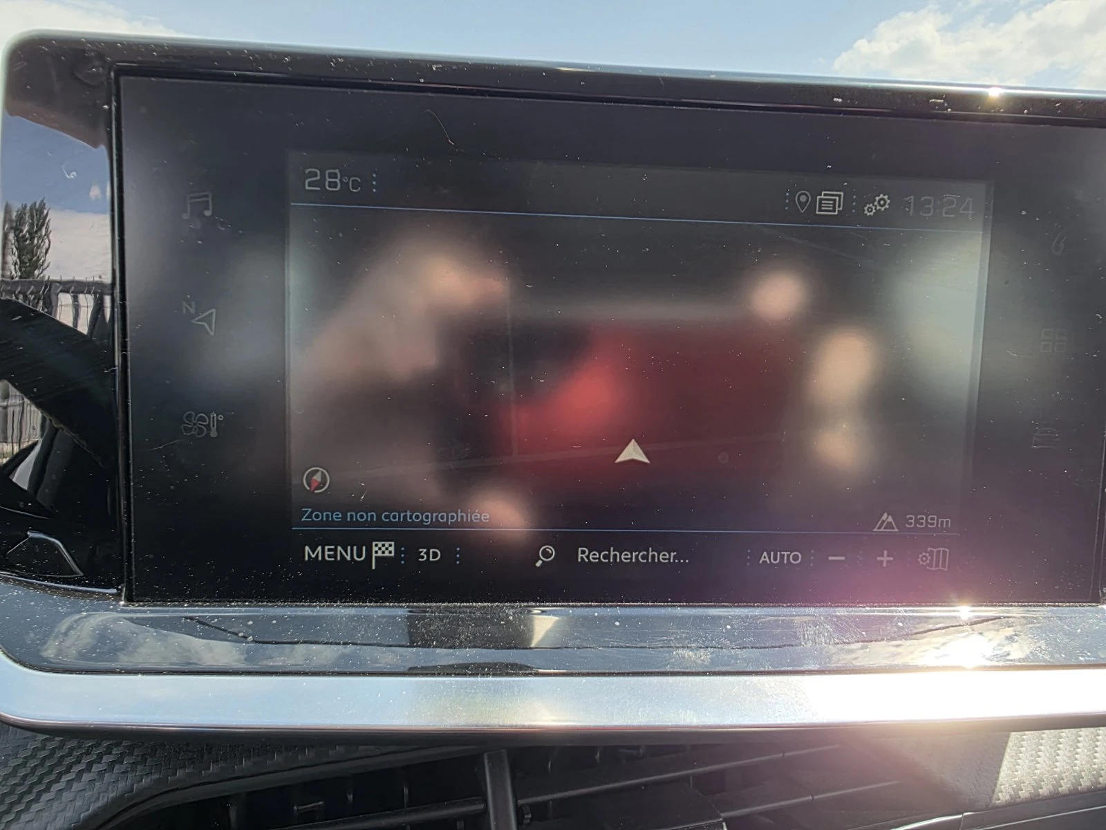 Peugeot 2008 1.5 BlueHDi Навигация| Парктроник| Пълна история, снимка 14 - Автомобили и джипове - 54632839