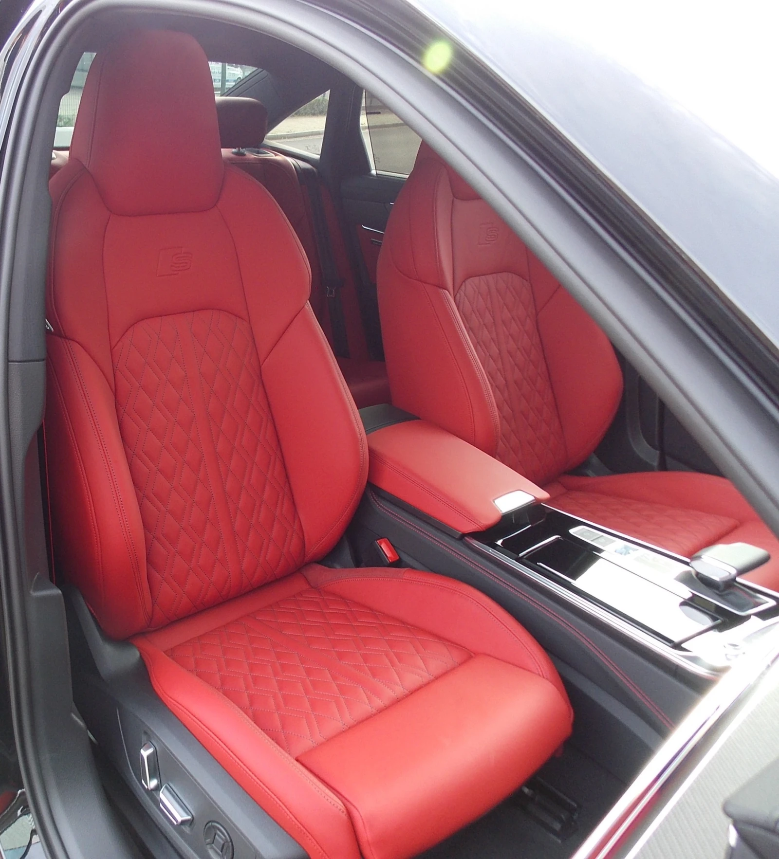 Audi A6 40TDI/204HP/SLINE/360/PANO/QUATTRO/ACC/KLESS/466z, снимка 10 - Автомобили и джипове - 54821973