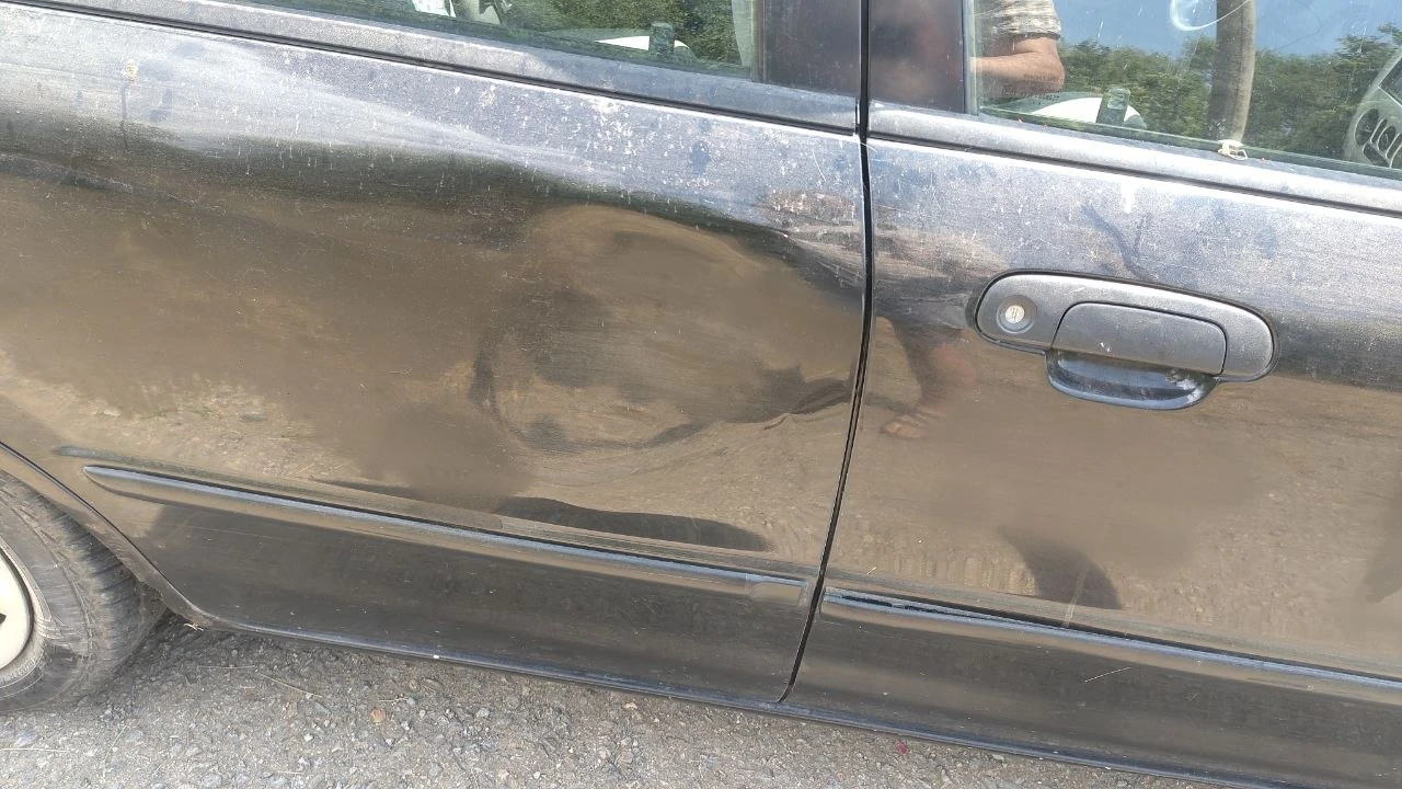 Mazda 323  F VI BJ, снимка 9 - Автомобили и джипове - 55602554