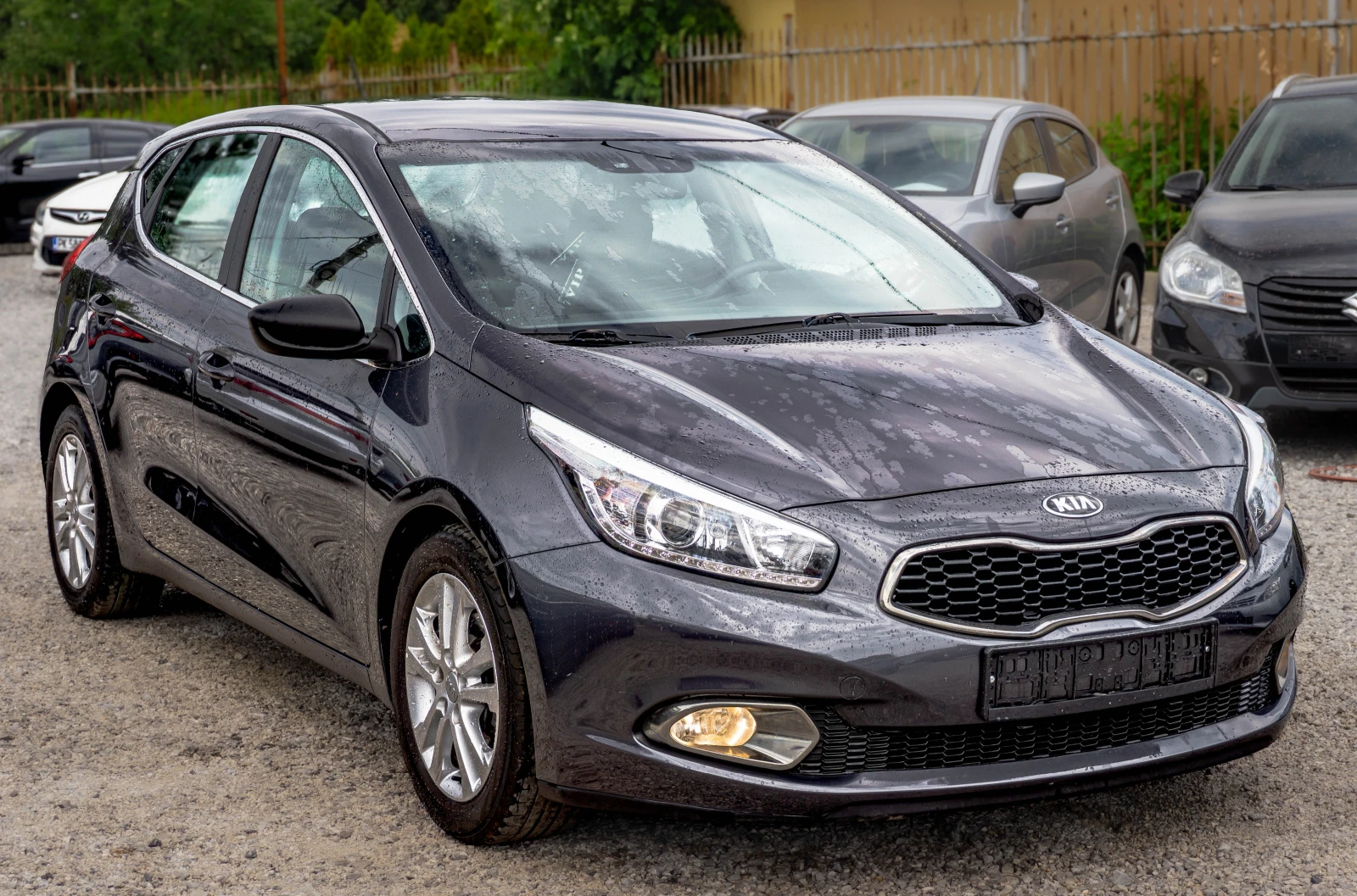 Kia Ceed 1.6 бензин! ТОП! С ГАРАНЦИЯ! , снимка 3 - Автомобили и джипове - 55651729