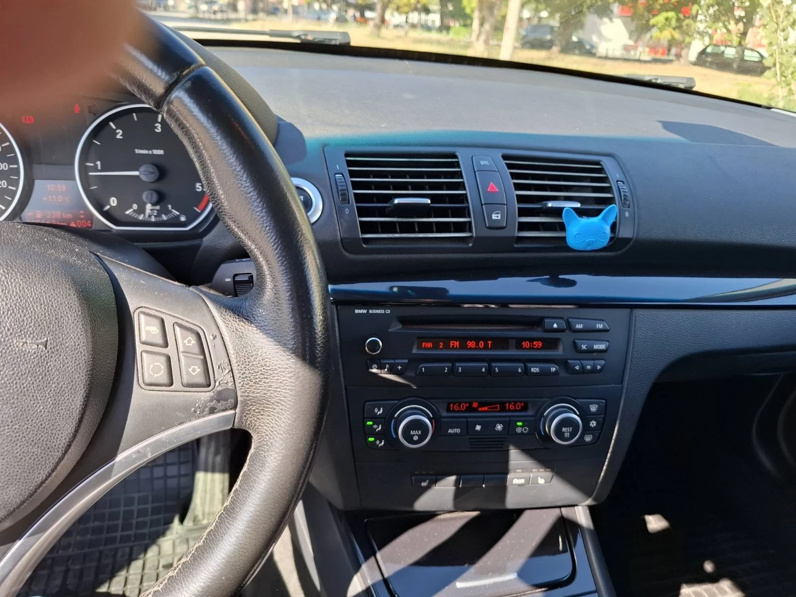 BMW 118, снимка 13 - Автомобили и джипове - 56301721