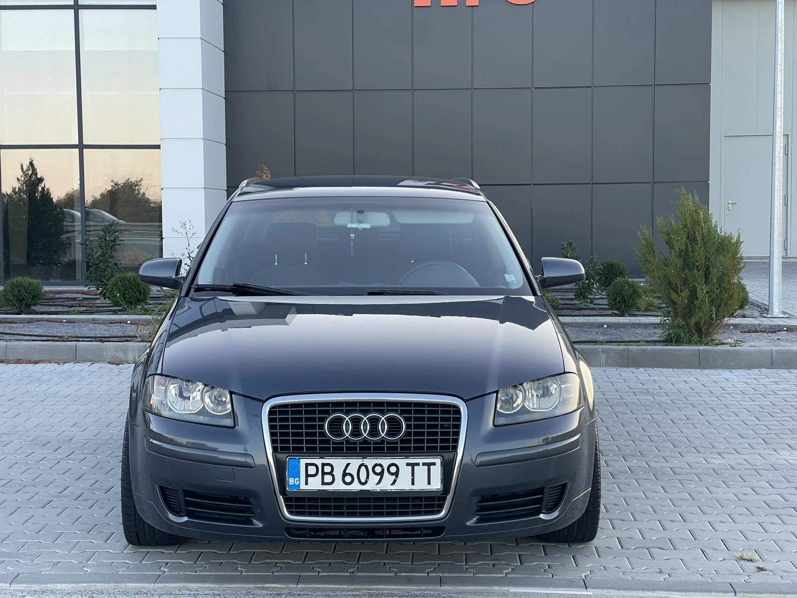 Audi A3 1.9 TDI 105кс SPORTBACK КЛИМАТРОНИК / BLUETOOTH, снимка 2 - Автомобили и джипове - 56637826