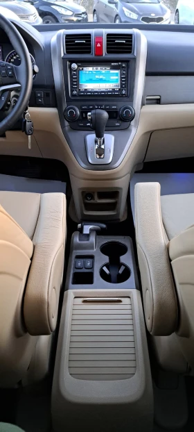 Honda Cr-v 2.0I GPL, Автомат, 4X4, Нави, Камера, Кожа, Панора, снимка 10