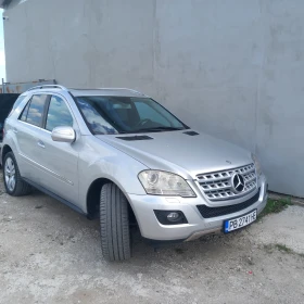  Mercedes-Benz ML 320