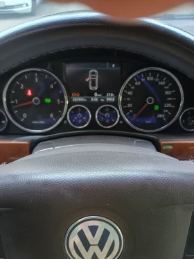 VW Touareg - 5500 € / 10757.07 лв. - 55115356 10