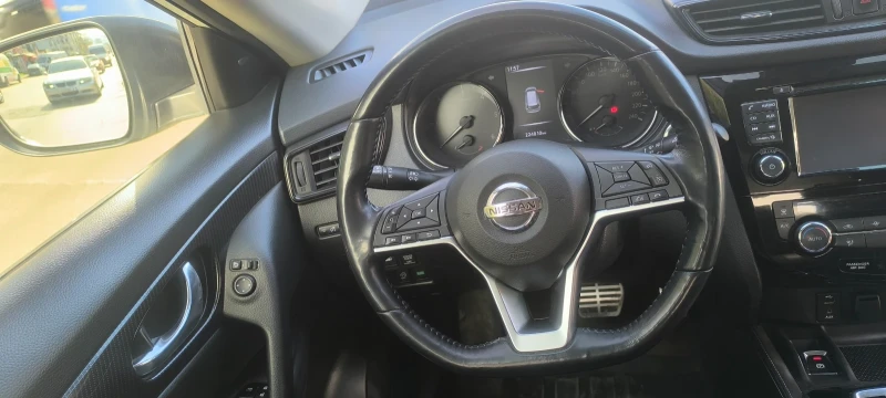 Nissan X-trail, снимка 14 - Автомобили и джипове - 52450553