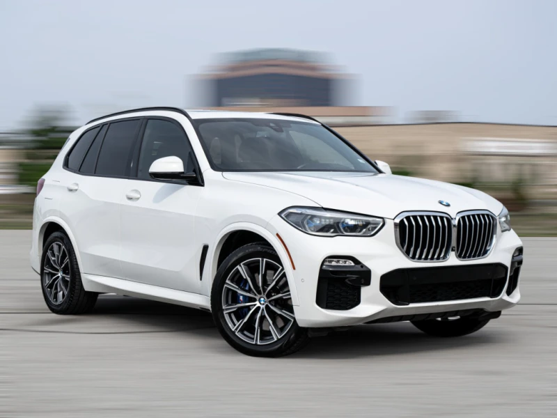 BMW X5 40i xDrive / M-Sport / PANO / 360 / ВЪЗДУШНО, снимка 3 - Автомобили и джипове - 52749429