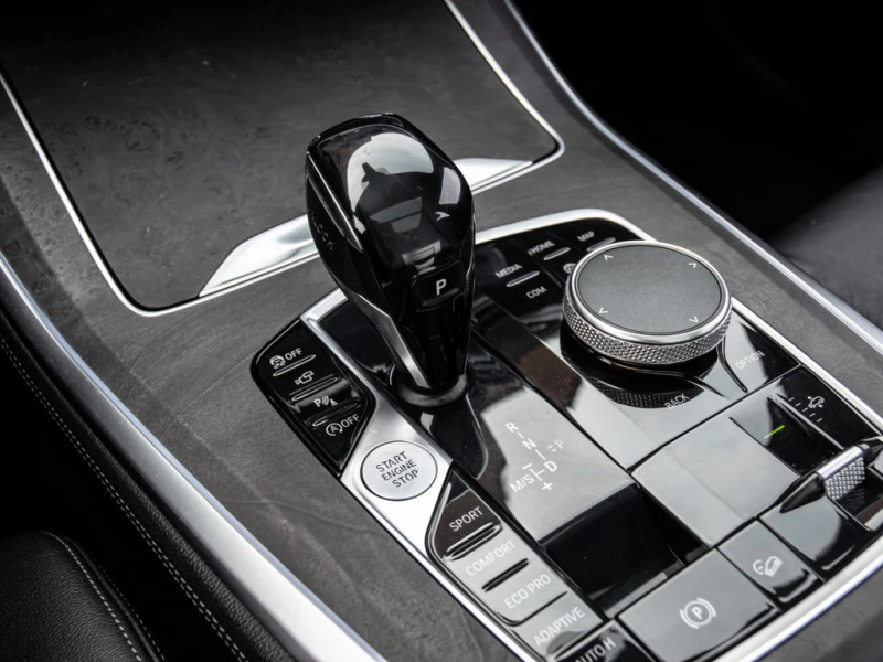 BMW X5 40i xDrive / M-Sport / PANO / 360 / ВЪЗДУШНО, снимка 14 - Автомобили и джипове - 52749429