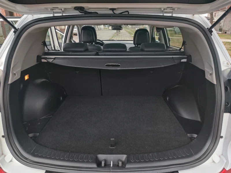Kia Sportage, снимка 15 - Автомобили и джипове - 52973273