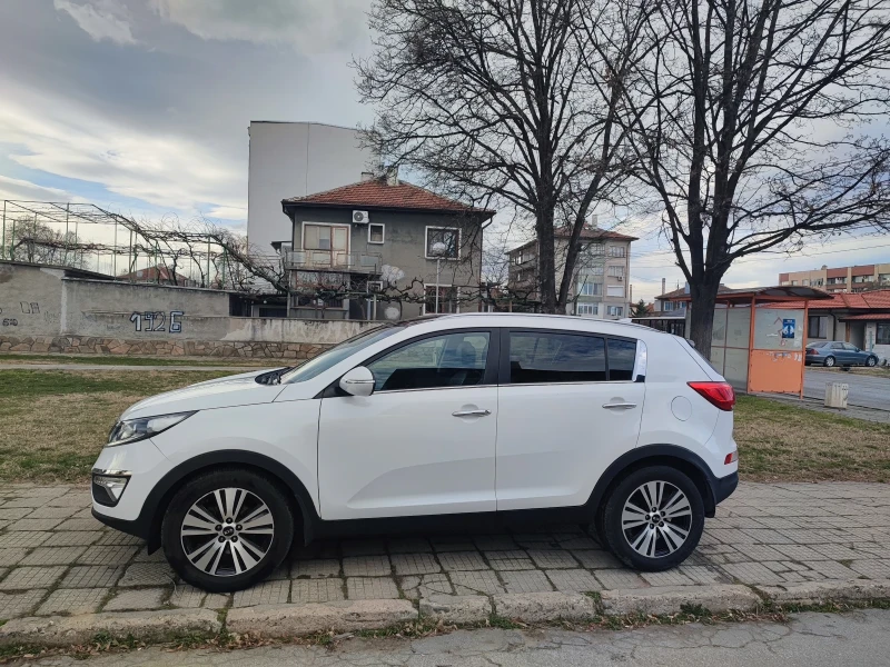 Kia Sportage, снимка 7 - Автомобили и джипове - 52973273