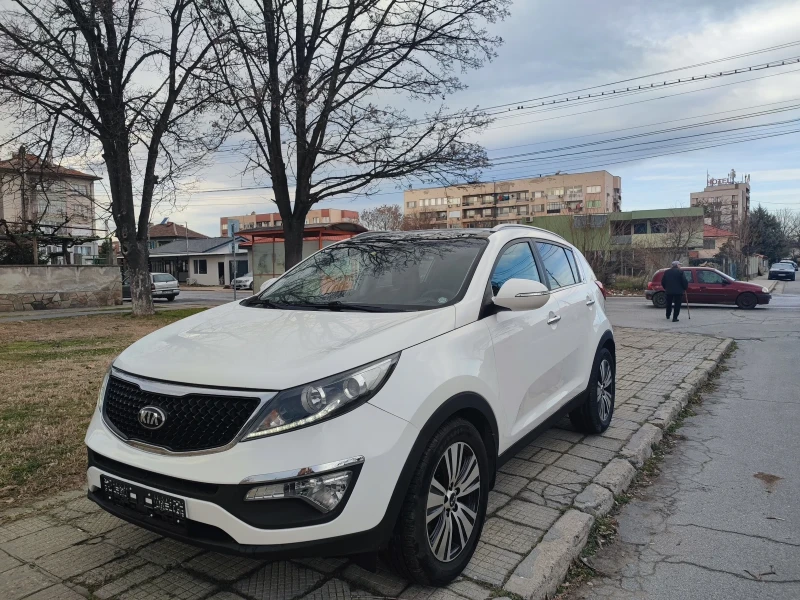 Kia Sportage, снимка 2 - Автомобили и джипове - 52973273