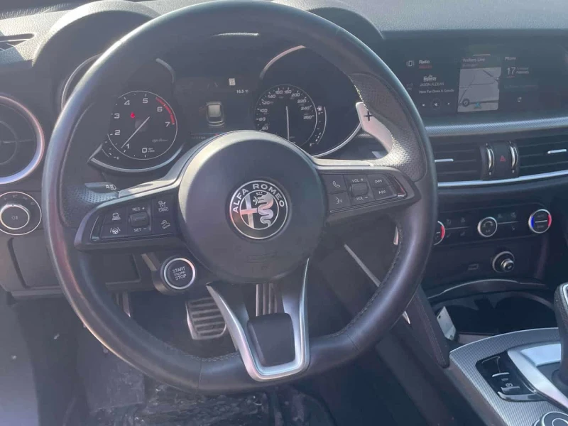 Alfa Romeo Stelvio * Ti Sport * CARFAX * ЦЕНА ДО БГ, снимка 7 - Автомобили и джипове - 53529207