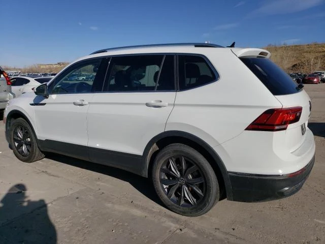 VW Tiguan 2.0L 4 All wheel drive, снимка 10 - Автомобили и джипове - 49564279