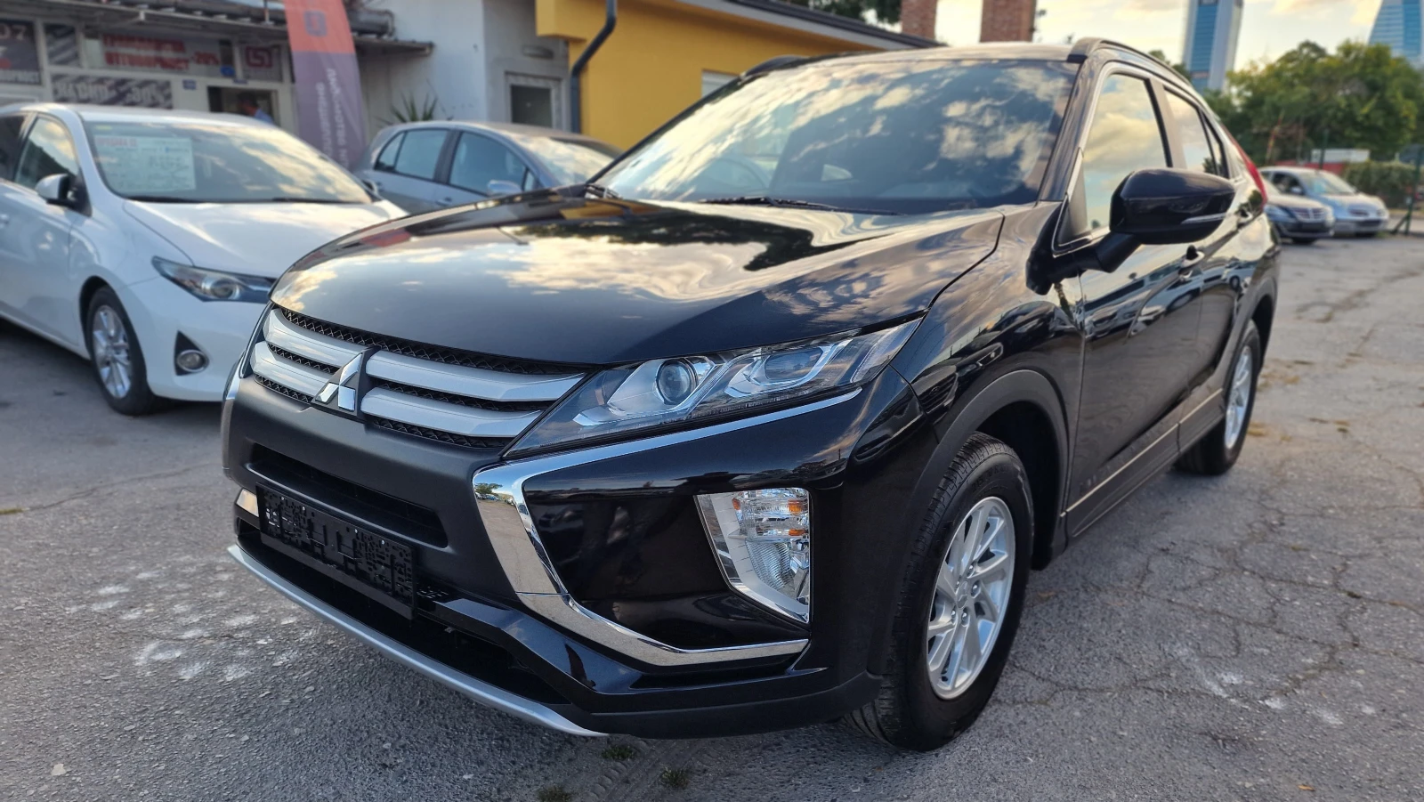 Mitsubishi Eclipse Cross 1.5 MIVEC AWD 4X4 Камера дистроник погрев - изображение 3