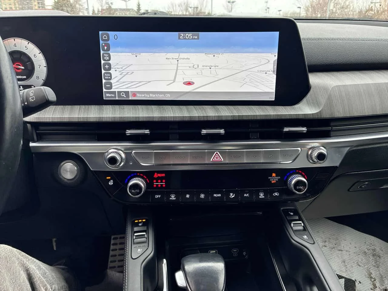 Kia Telluride AWD  CARFAX, снимка 9 - Автомобили и джипове - 53898457