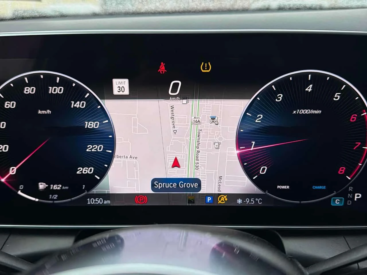 Mercedes-Benz GLC 300 /360/DISTRONIC/PANO/NAVI, снимка 8 - Автомобили и джипове - 53937026