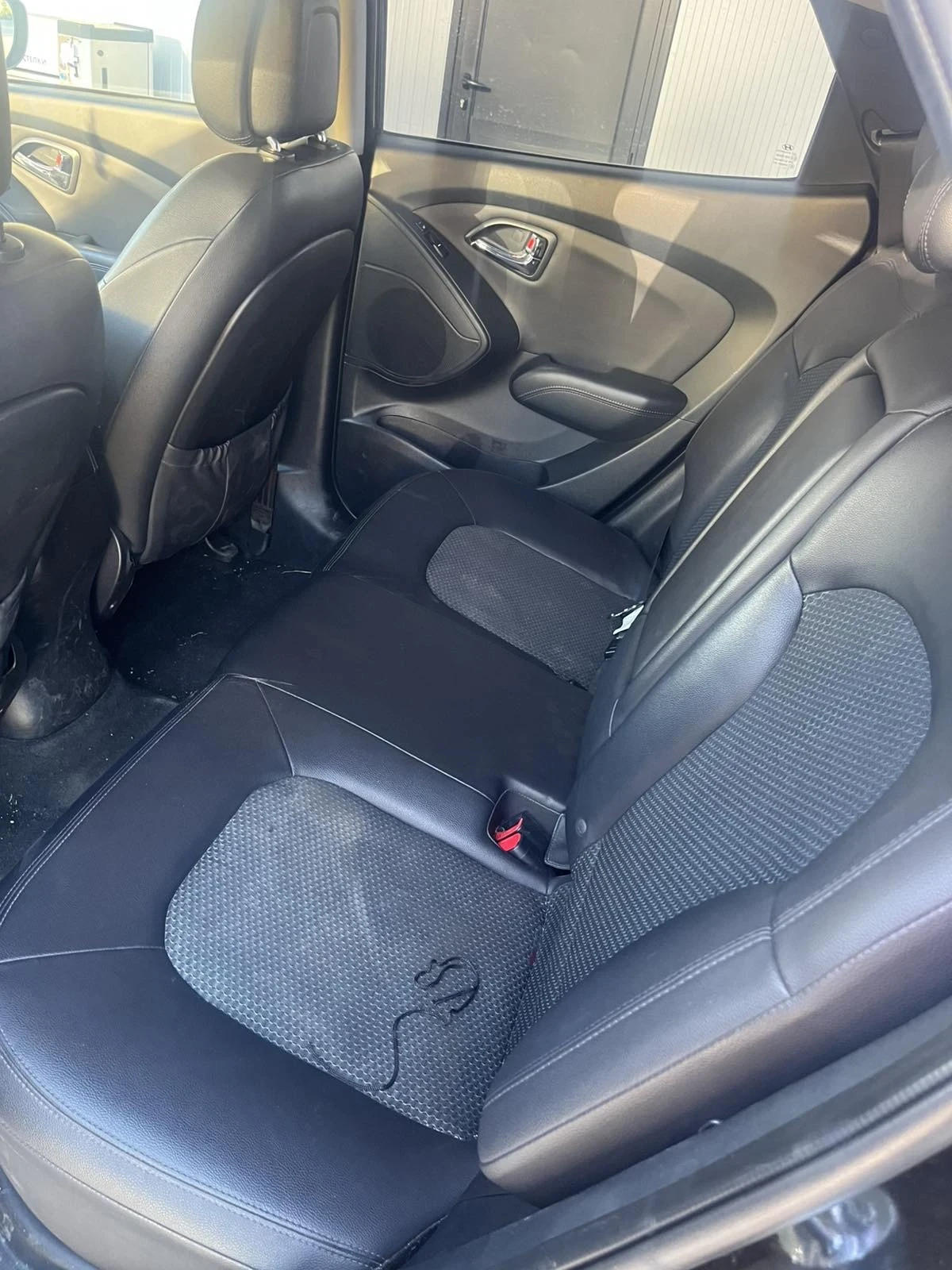 Hyundai IX35 Газ, снимка 7 - Автомобили и джипове - 54933043
