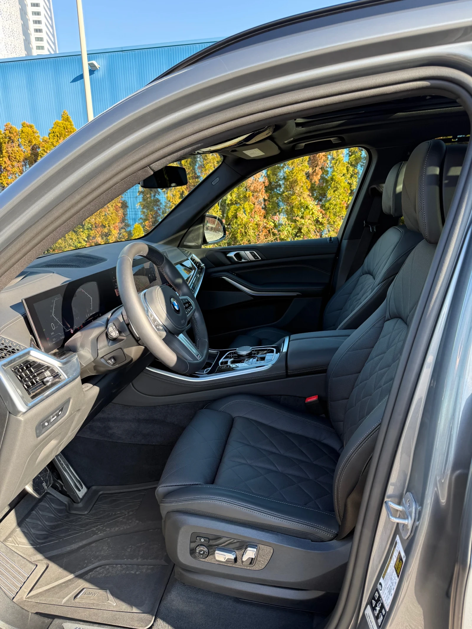 BMW X5 xDrive40i 16 000 km !!!, снимка 9 - Автомобили и джипове - 55259951